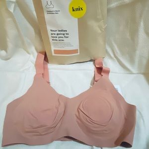 NWT knix Size 4 padded V-Neck Evolution Bra